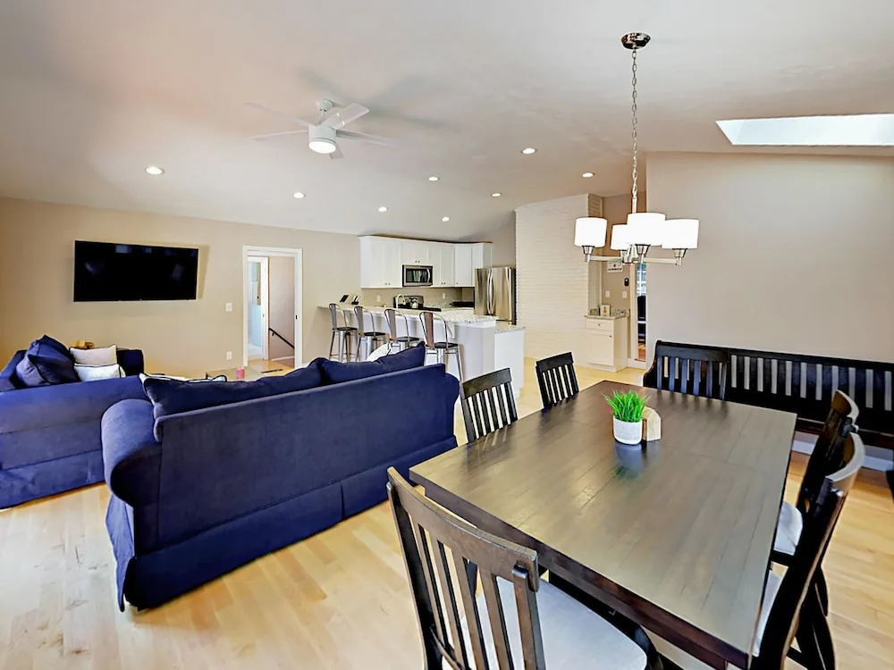 22 Sunrise Lane Home 4 Bedrooms 2 Bathrooms Home