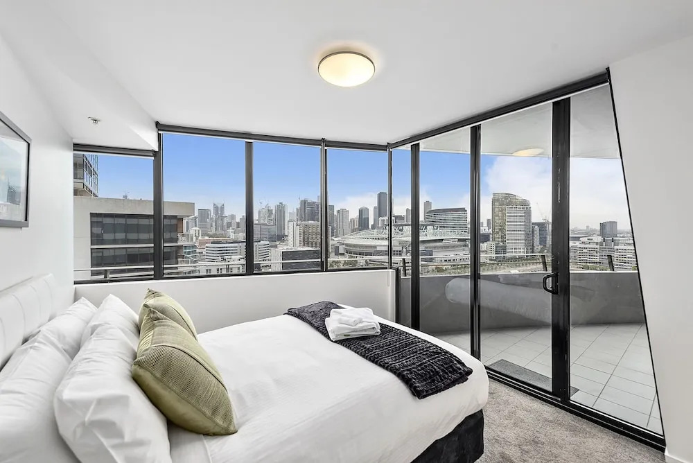 Docklands Private Collection - City Harbour Apartments