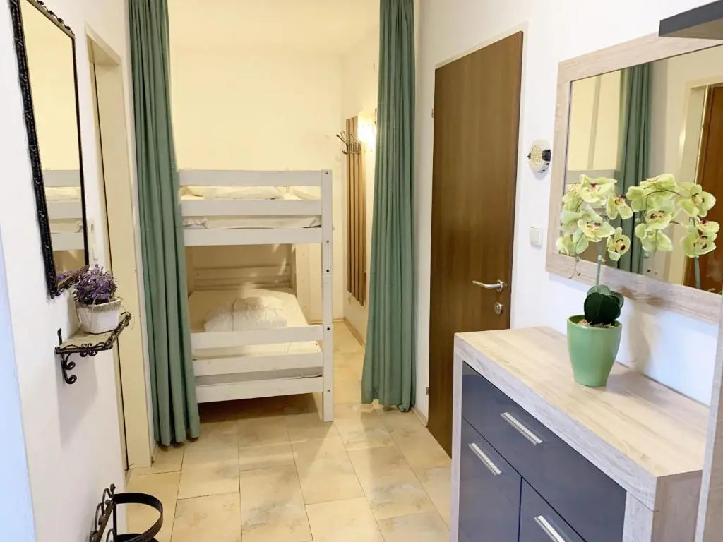 Family-friendly Deluxe Studio Apartment-TOP18