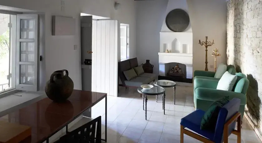 Polytimo Rural House