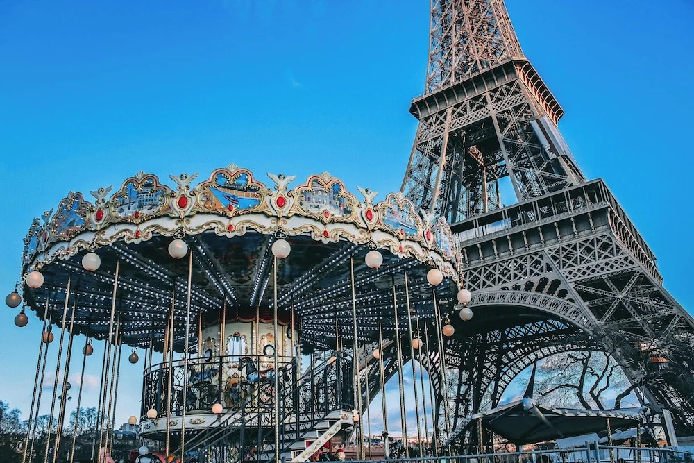 Magnificent 2bd/6p Apartment - Eiffel Tower