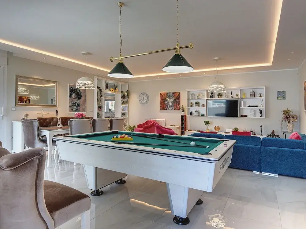 Villa in Premantura with Pool near Beach
