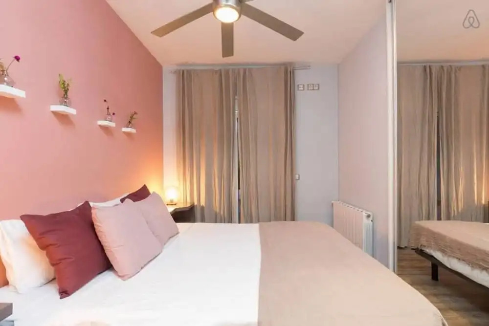 Cozy 2 Bed Apt Near Sagrada Familia