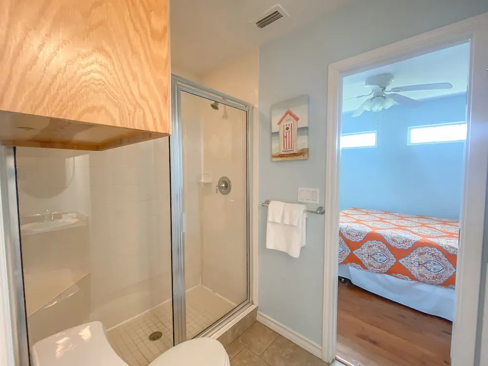 Fancy Flamingo 4 Bedroom Townhouse