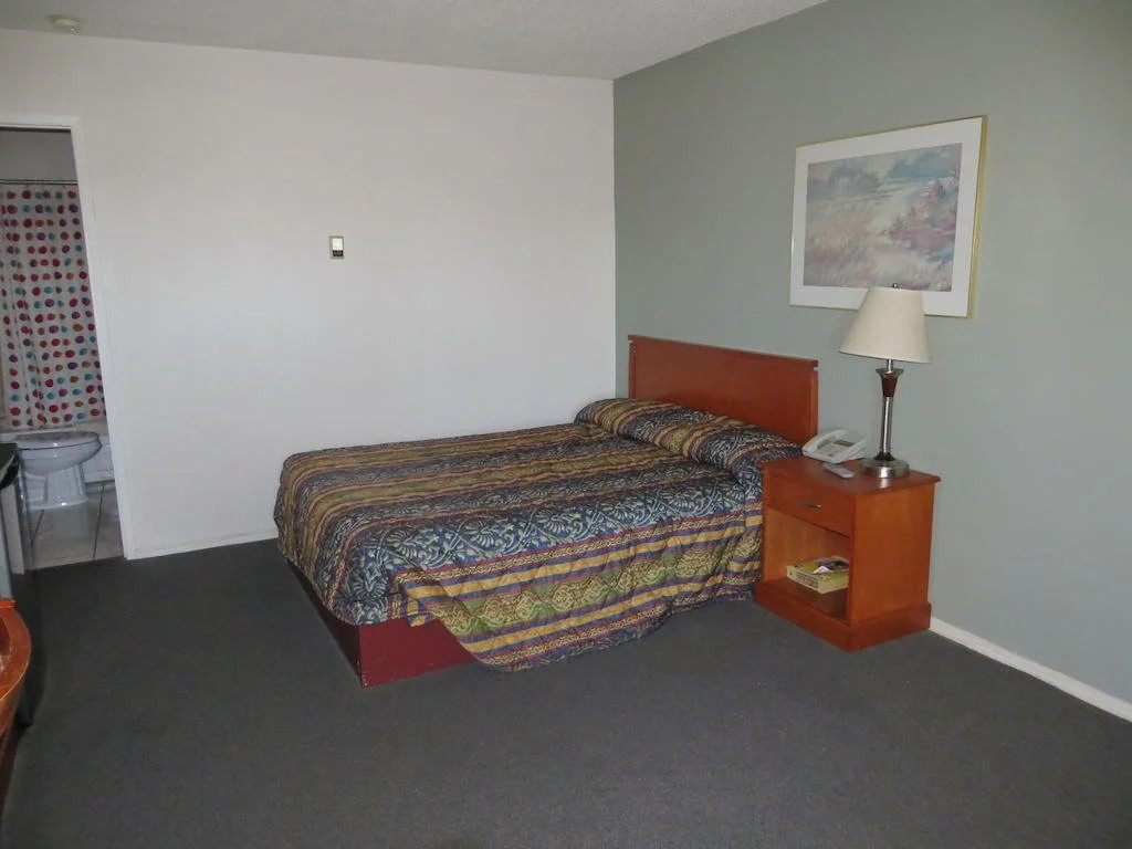 Westgate Inn