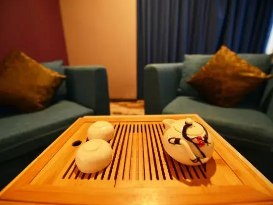 One Yearn Hotel (Zhengzhou CBD Convention and Exhibition Center)