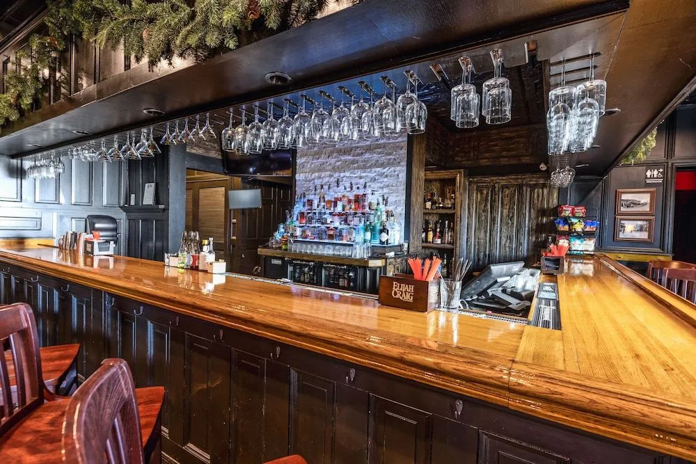 Inn at Elijah McLeans