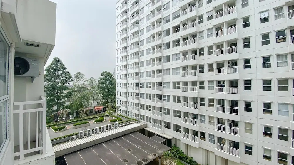 Modern Look Studio Room At Citra Living Apartment