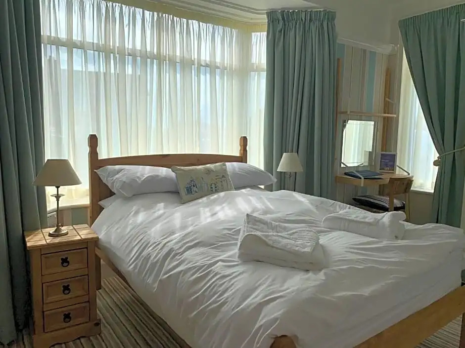 Holly Trees Guest Accommodation