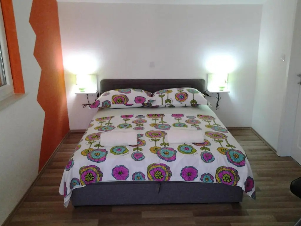 Apartments D&A