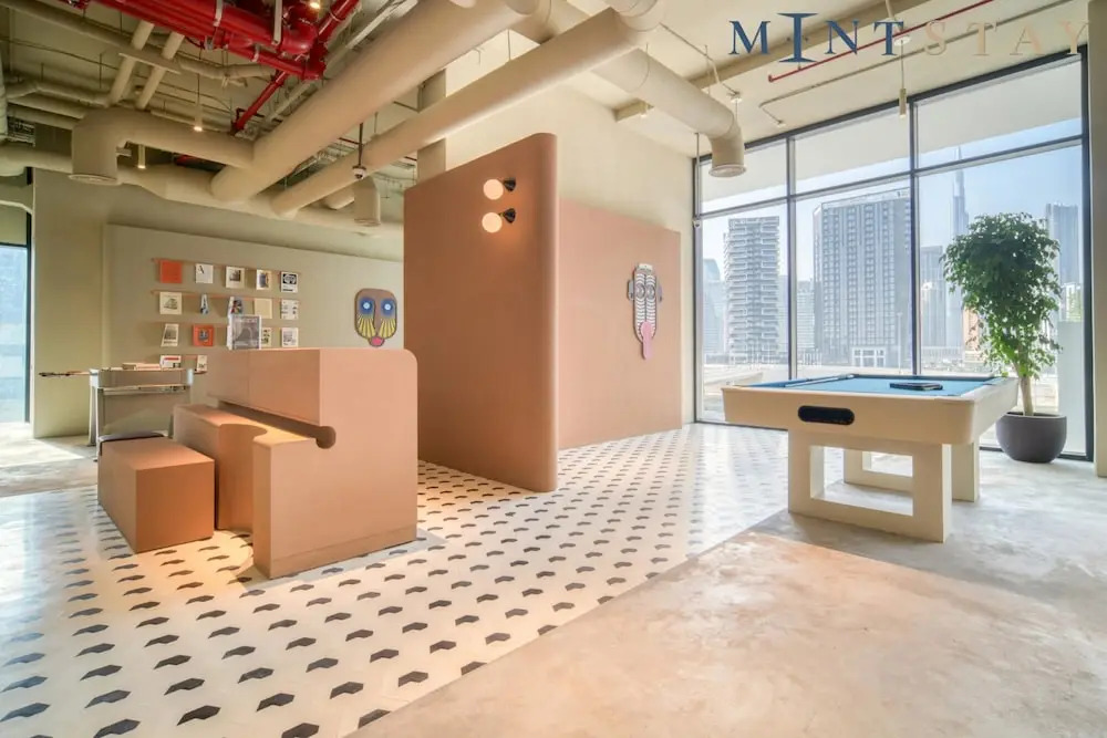 Chic Studio w Panoramic Burj Khalifa Views