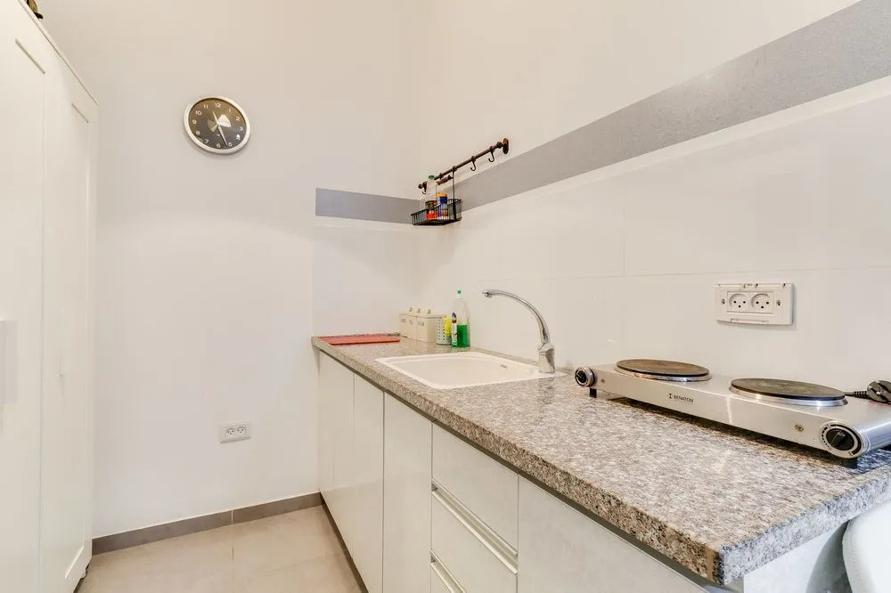 Studio for 2 people. Near Bograshov Beach