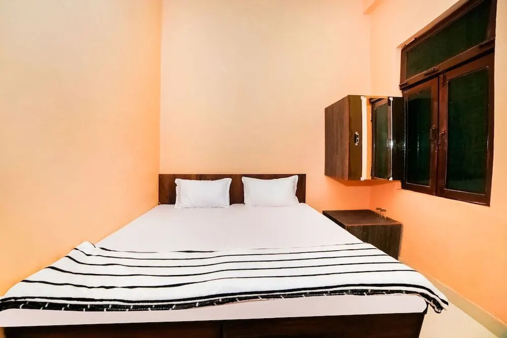 Hotel Kusha's by OYO Rooms