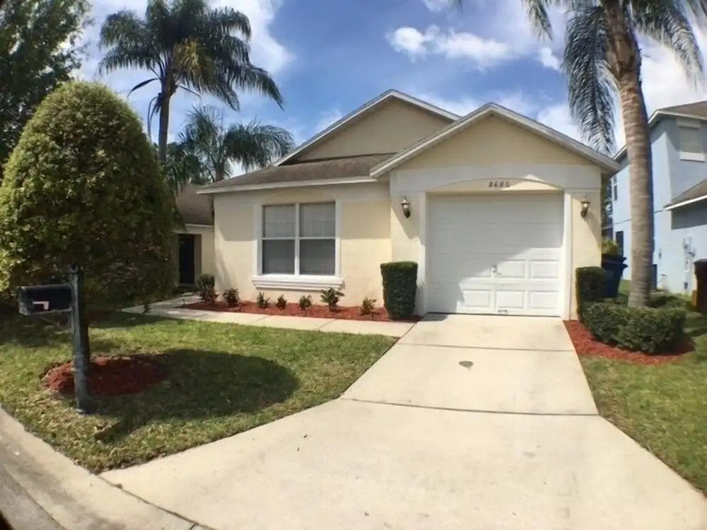 Great Pool Golf View 3 Bedroom Home by RedAwning