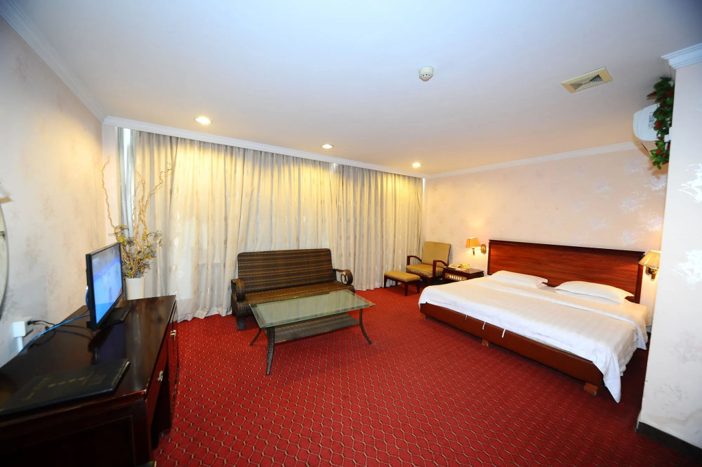 Good East Hotel