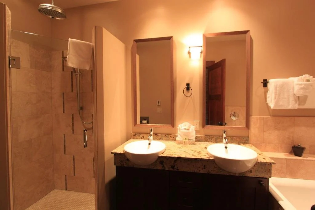 Luxurious 901 Condos by Fernie Central Reservations