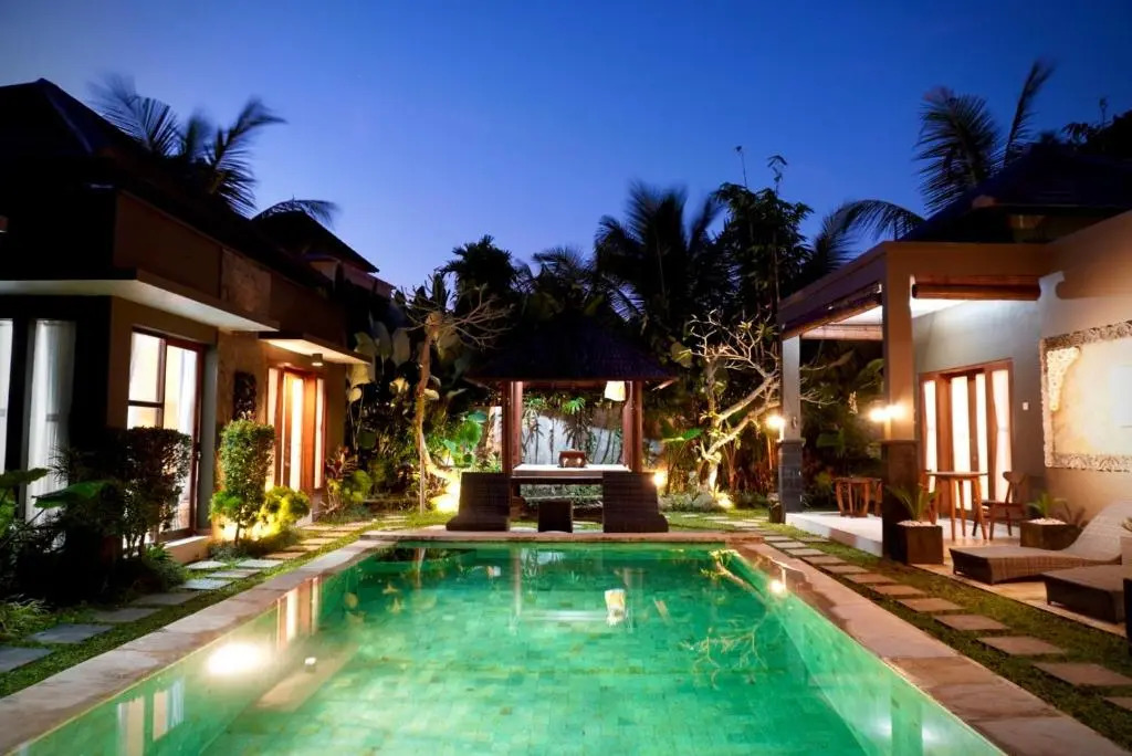 Homayoon Villa at Bisma - 10 min walk to Ubud center