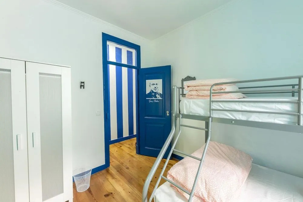 Help Yourself Hostels - Parede
