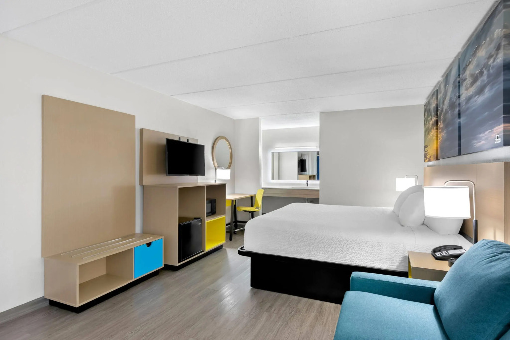 Days Inn by Wyndham Seneca-Clemson