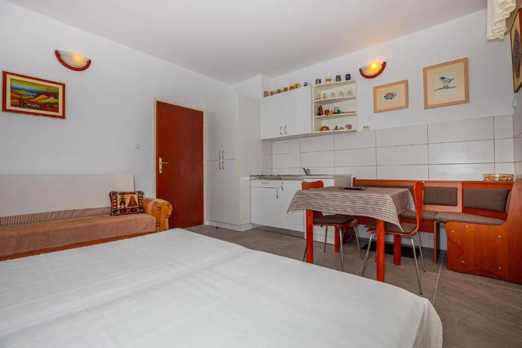 Apartment in Novi Vinodolski 41595