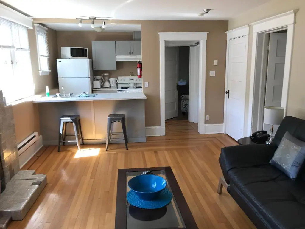 Leaside Executive Apartments