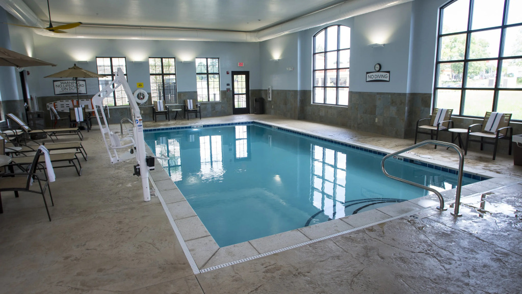 Staybridge Suites - Lexington S Medical Ctr Area by IHG