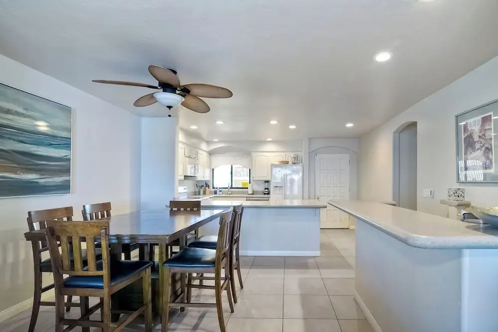 441 S Sierra - Unit 301