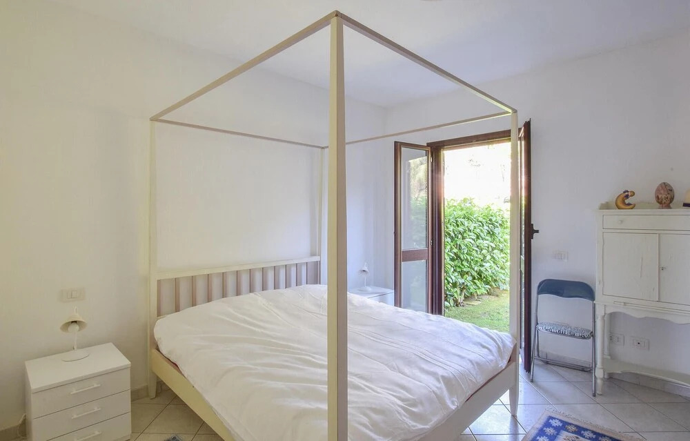 Awesome Apartment In Porto San Paolo With Wifi