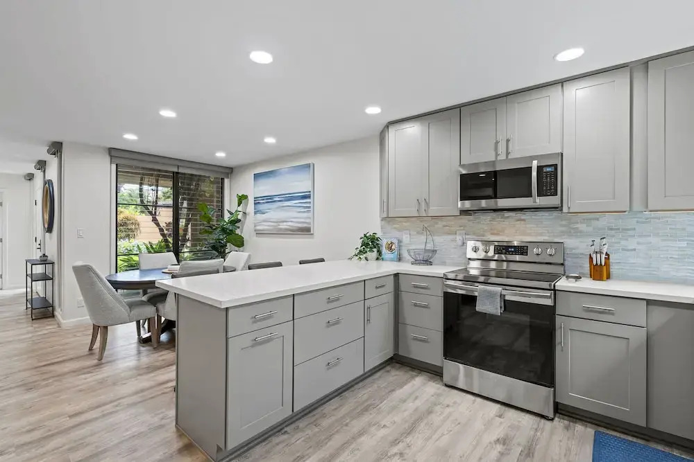 Wailea Ekahi 24B - Modern Garden Retreat w/ Lanai, Split AC & Stylish Renovation