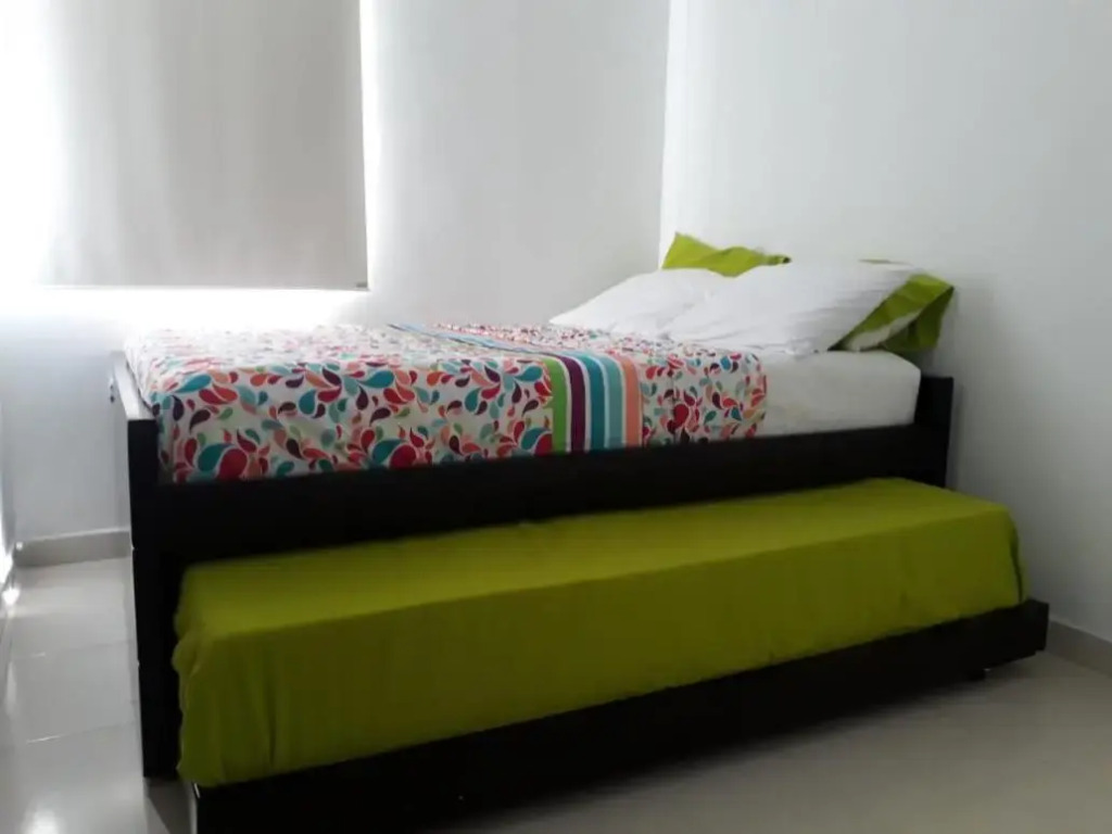 APARTAMENTO AVENIDA CONDINA Primer Piso