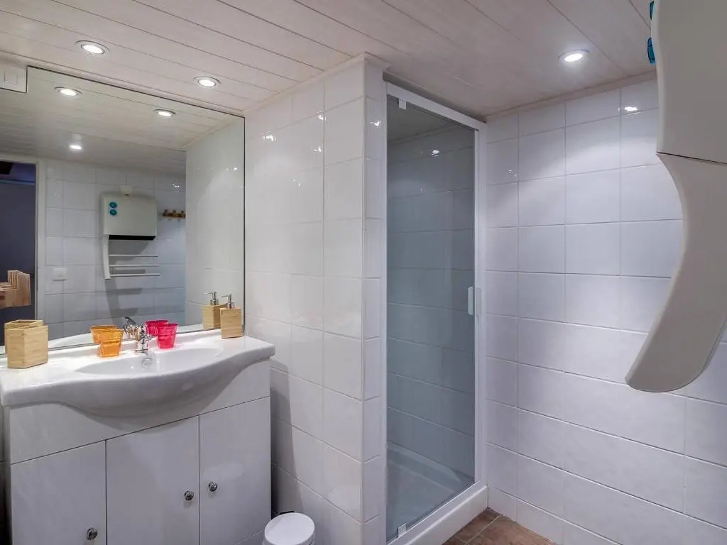 Appartement Cauterets, 6 Pièces, 11 Personnes - Fr-1-401-154