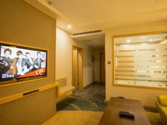 GreenTree Eastern Hotel (Fuyang Railway Station Guoyang South Road)