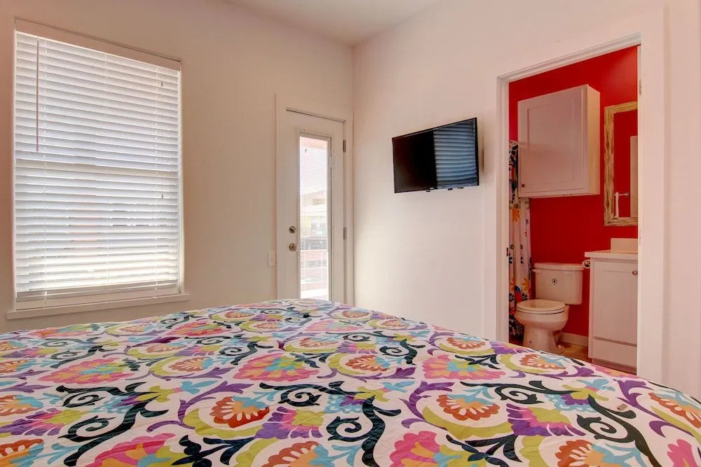 Cherry on Top Ov27 4 Bedrooms 3.5 Bathrooms Home