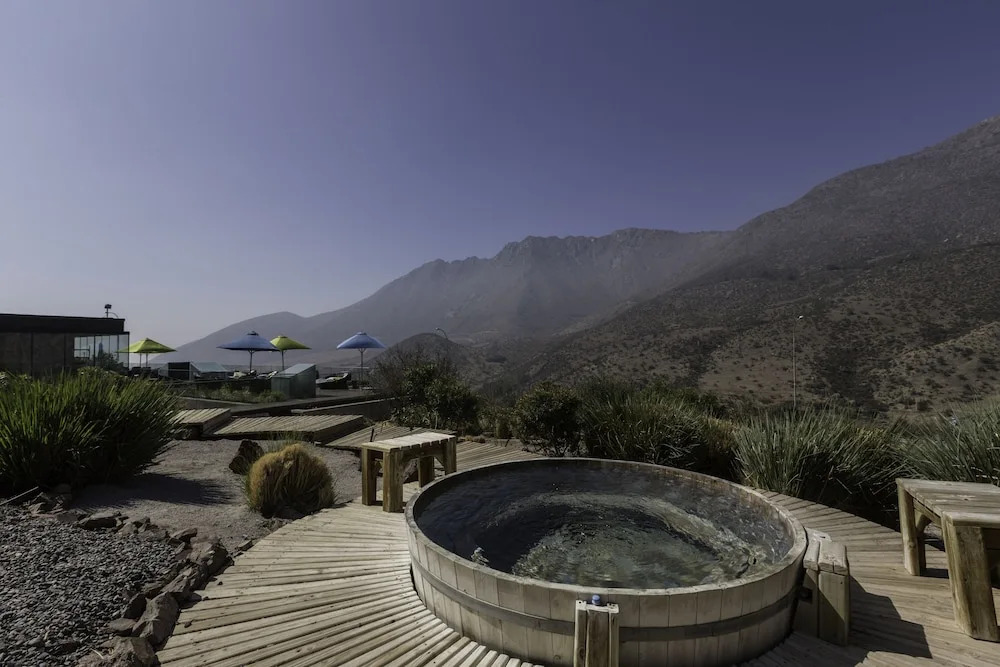 Enjoy Santiago Hotel del Valle