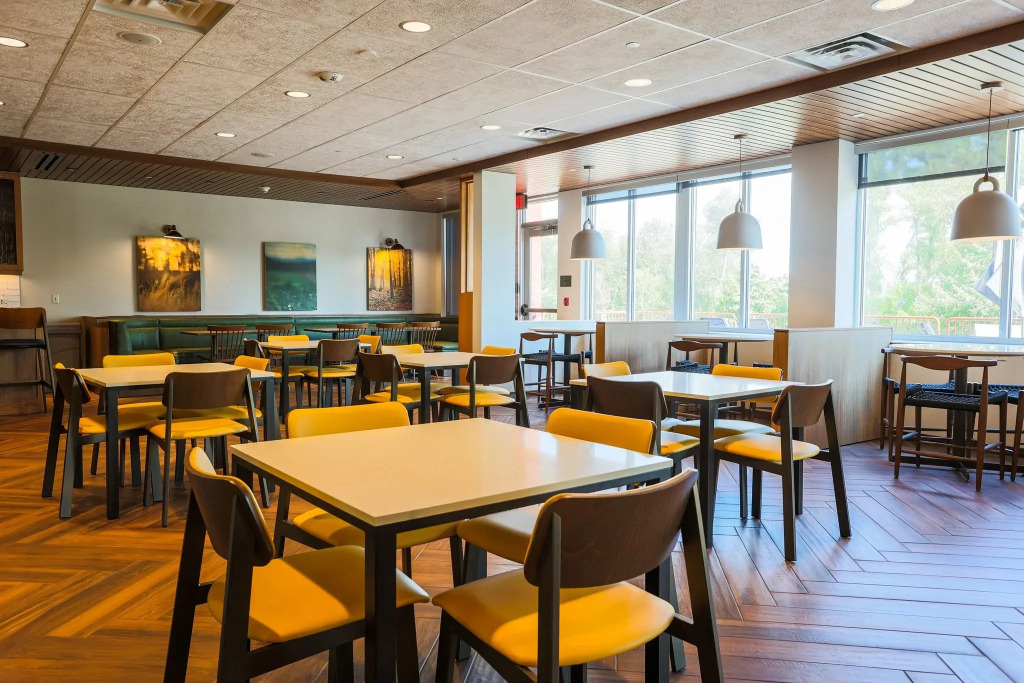 Fairfield Inn & Suites Marquette