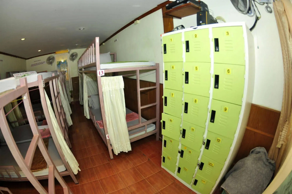 Blue Diamond Dorm Room