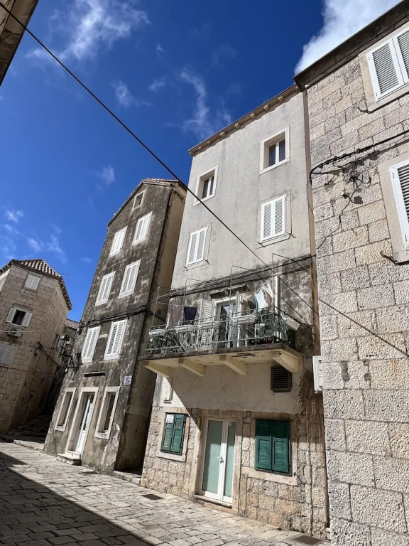 Apartments and Rooms Katija & Egon