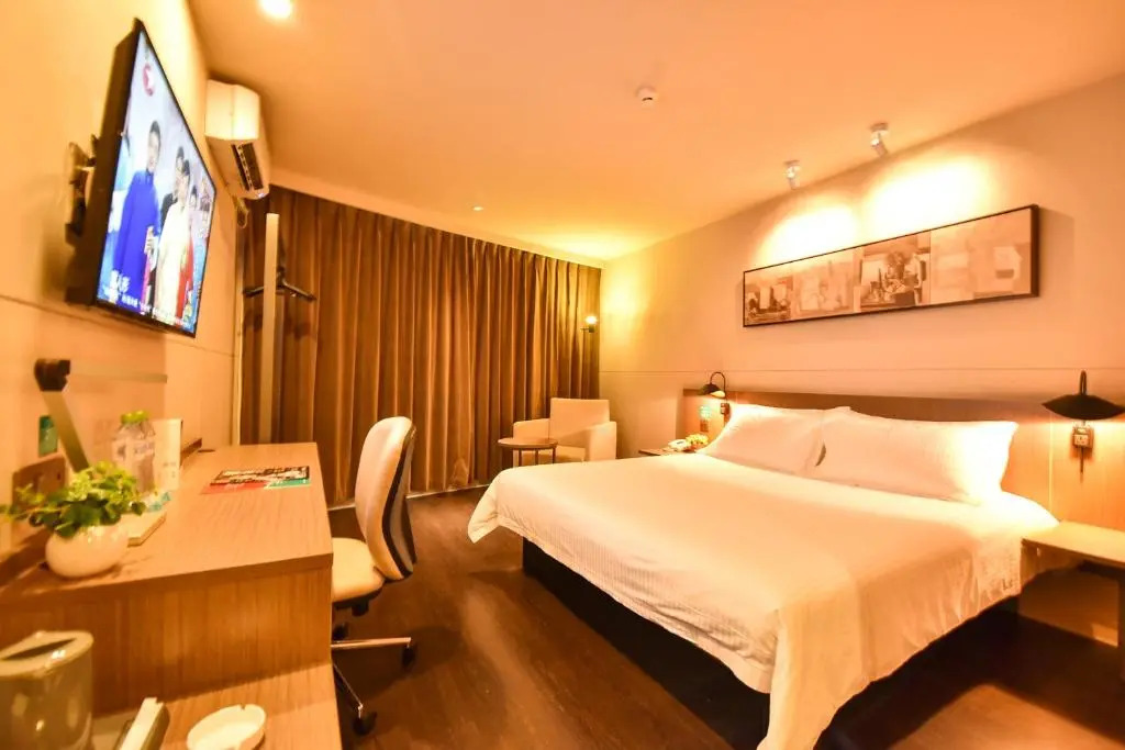 Jinjiang Inn Select Haikou Qilou Old Street Binhai Avenue