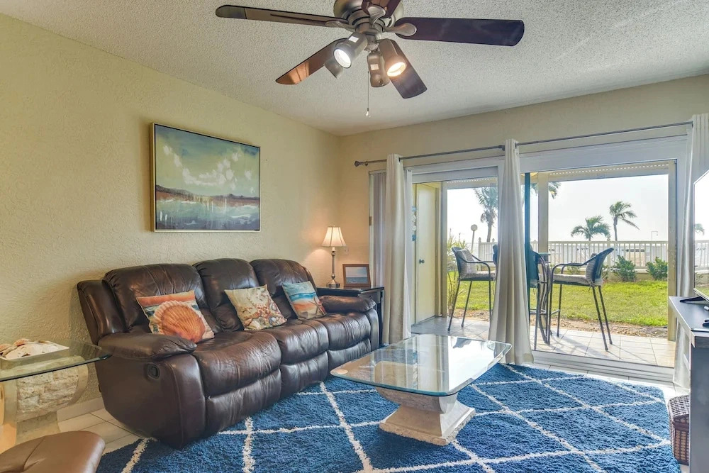 Pool Access! Extended Base 2 Mi to St Pete Beach