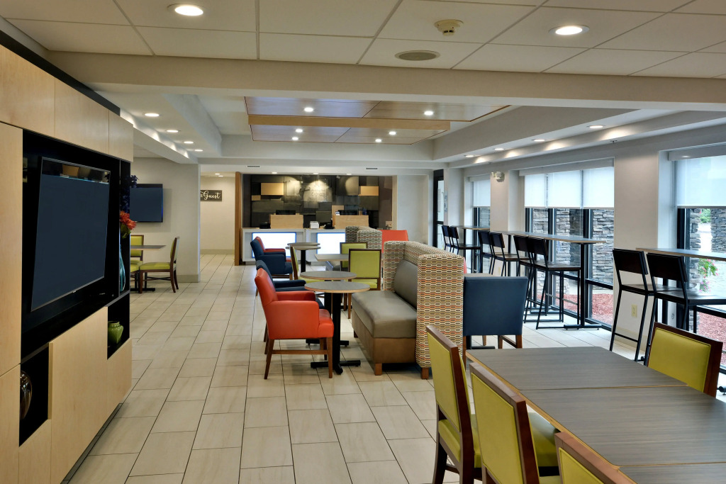 Holiday Inn Express Raleigh-Durham Airport by IHG