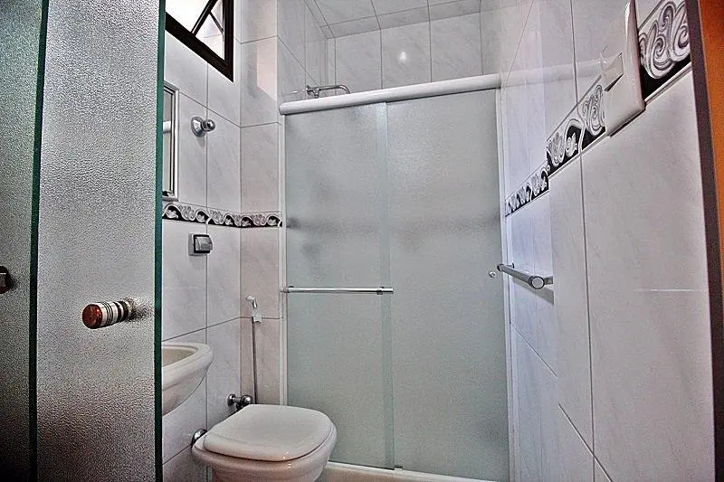 3 Bedroom Apartment 2 Minutes from Copacabana Beach