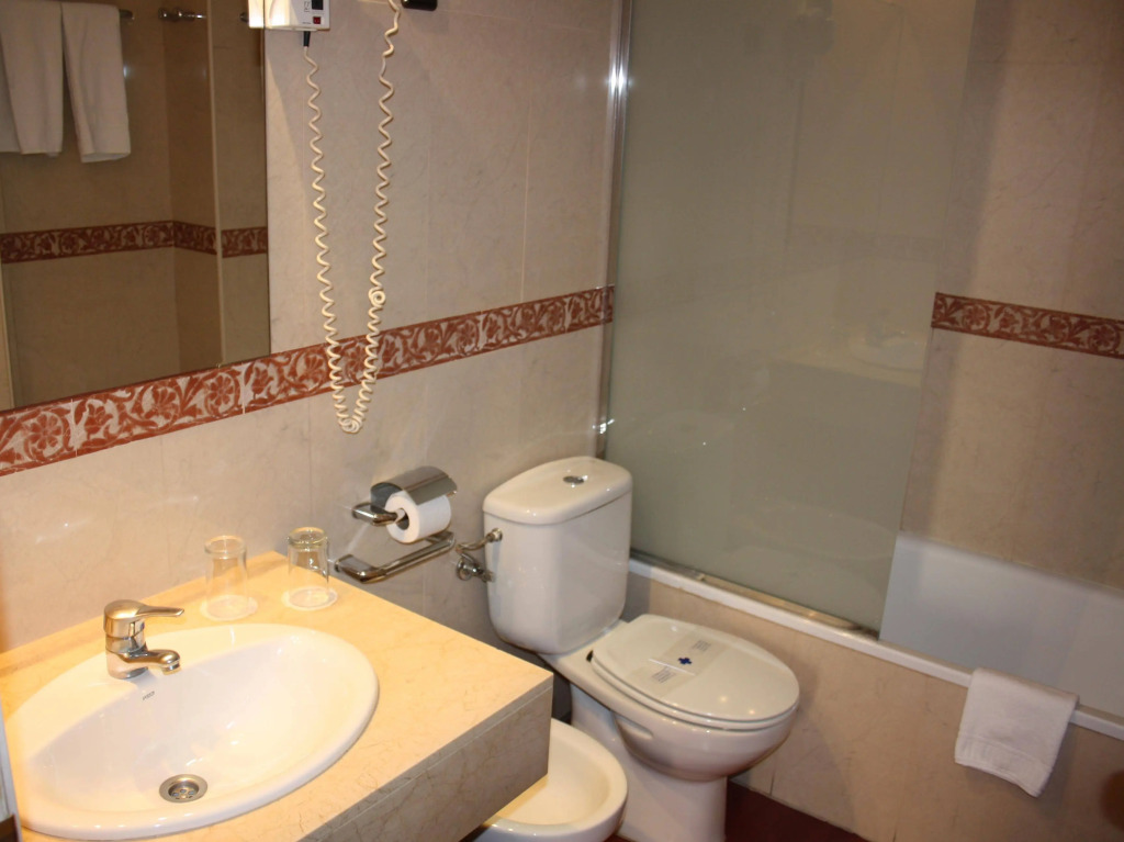 Отель Sunotel Aston