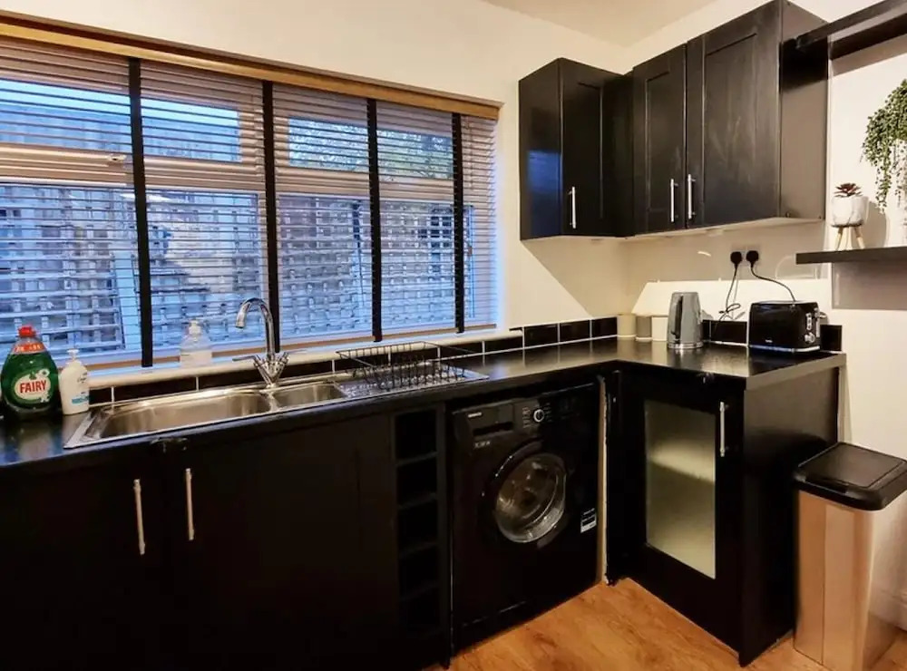 3-Bedroom Home near Manchester City