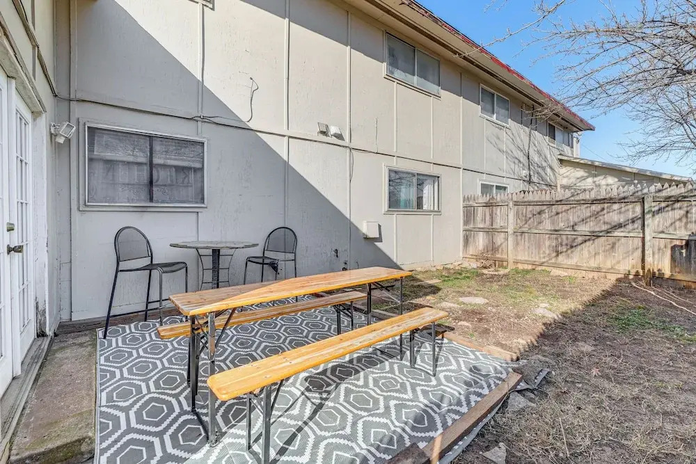Furnished Patio! Family-friendly Tulsa Townhome