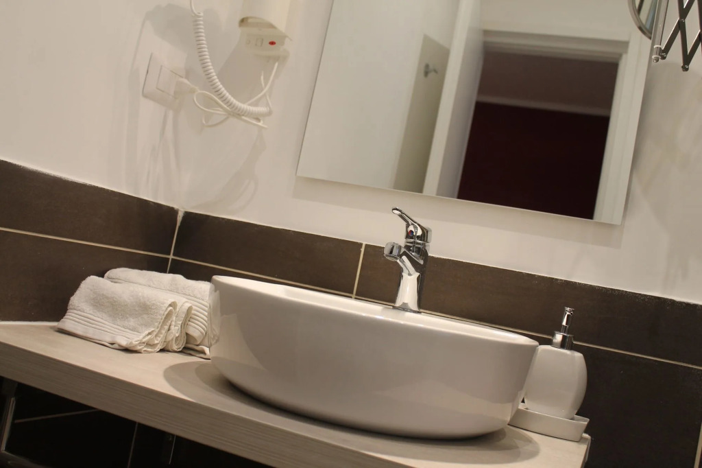 Le Coq Suites