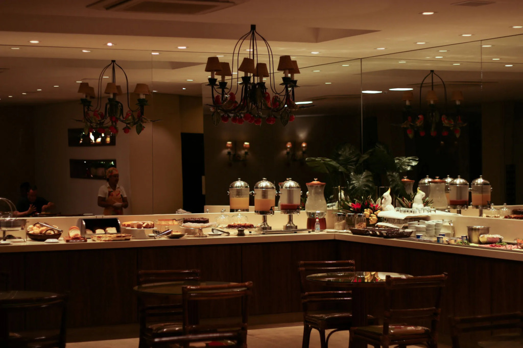 Amazon Plaza Hotel