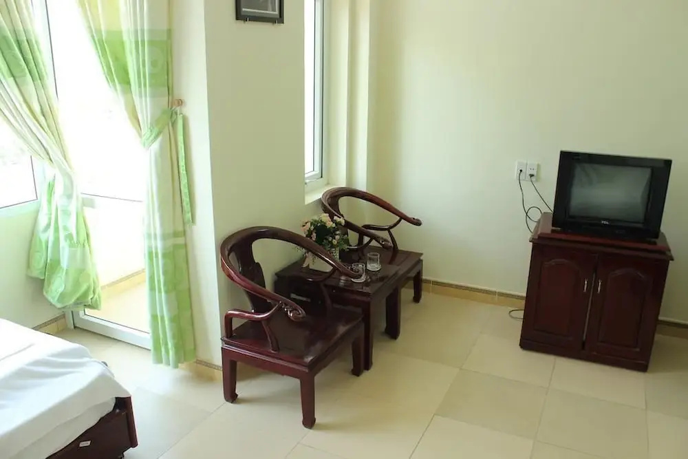 Duong Dan Hotel