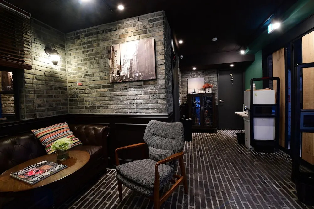 Brown Dot Hotel Daeyeon