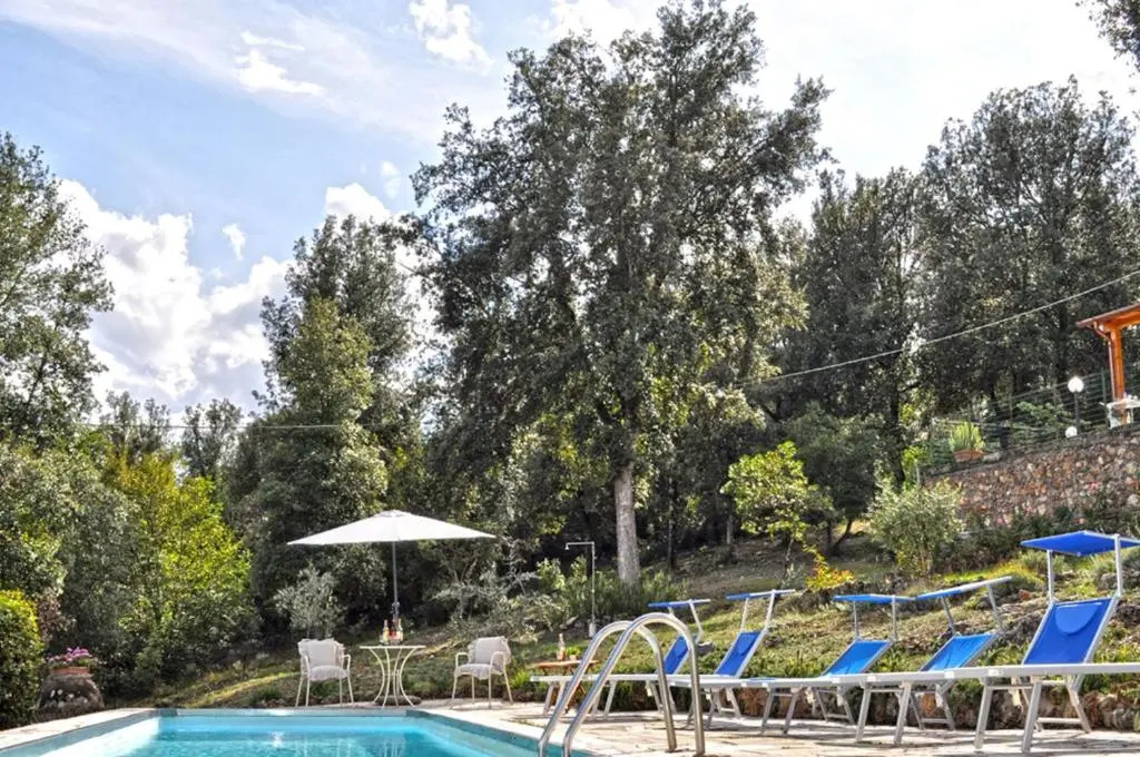 Casa al Bosco private pool in the wood