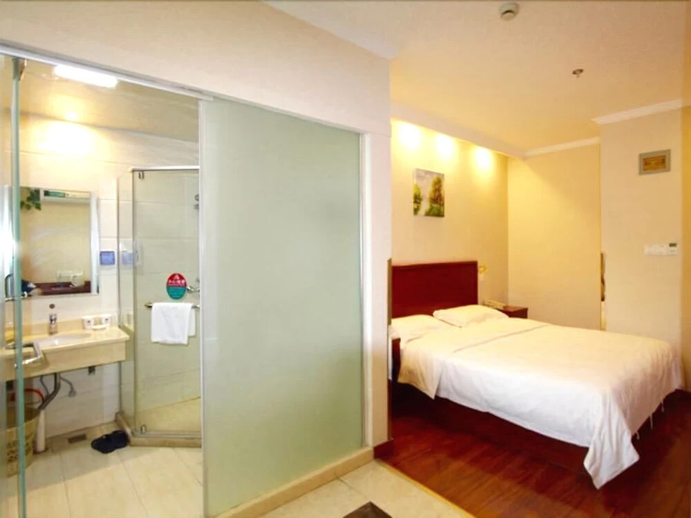 GreenTree Inn Jiaxing ZhongHuan South Road Zhonggang City Express Hotel